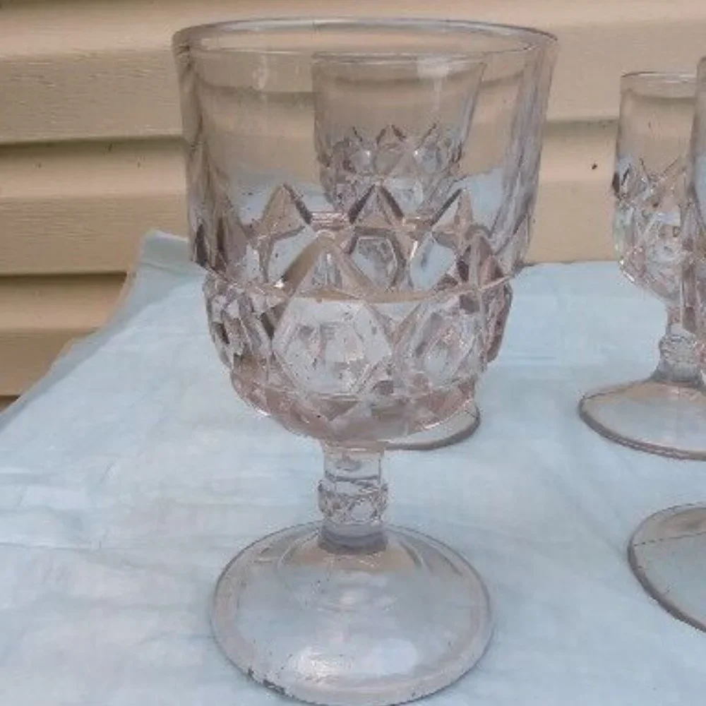 Vintage SET of 4 STEMMED CLEAR WINE GOBLET GLASSES 6